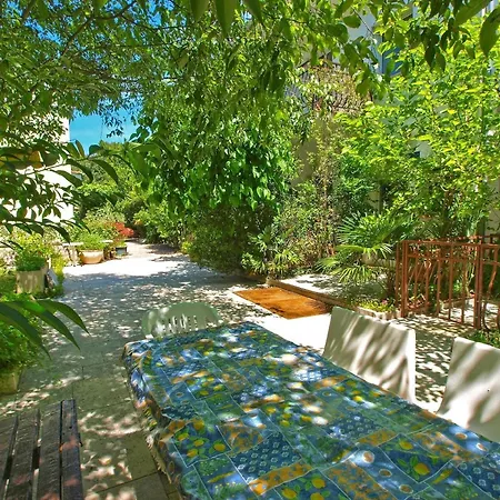 Fuer 3 Personen Ca 40 Qm In Rovinj, Istrien Istrische Riviera * Rovinj